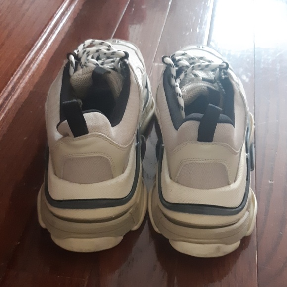 Mens size 11 Balenciaga - Picture 3 of 4